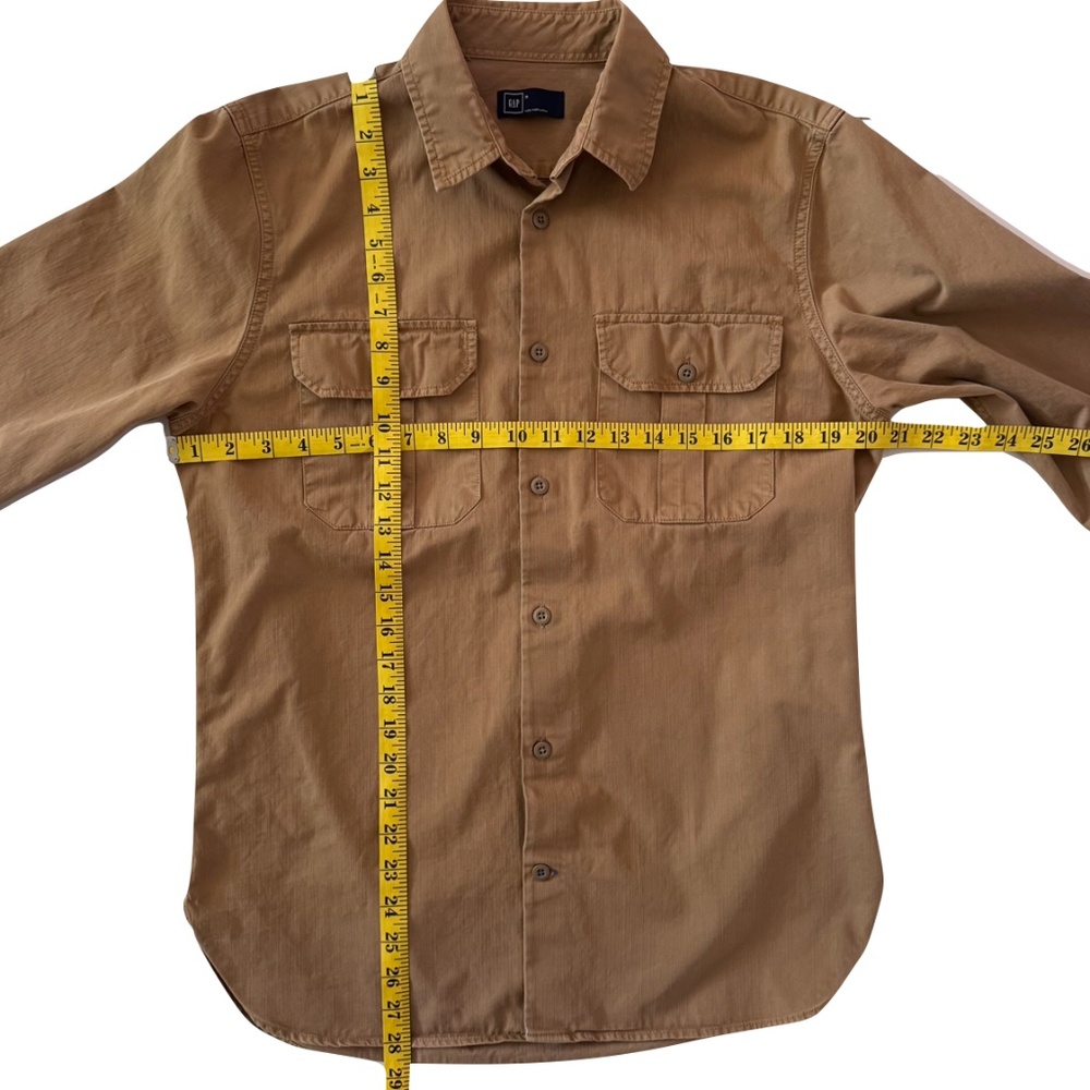 Gap Men's Camel Utility Button Down Shirt Size Me… - image 3